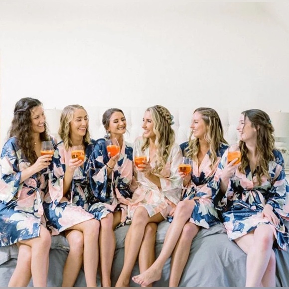 Bridal Party Bridesmaid Satin Robe Light Blue - Picture 7 of 8